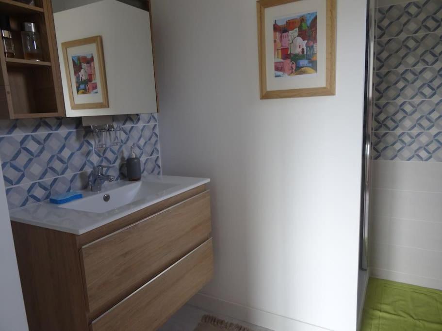 Beau 2 Pieces Avec Jardin Dans Villa A Mougins. Bagian luar foto